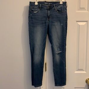 6. Old navy rockstar jeans size 12 short